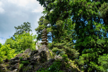 Obraz premium 女人高野室生寺奥之院 七重石塔 奈良県宇陀市室生