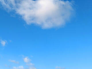 Naklejka premium Cloudscape Fluffy White Clouds and Blue Sky for Background