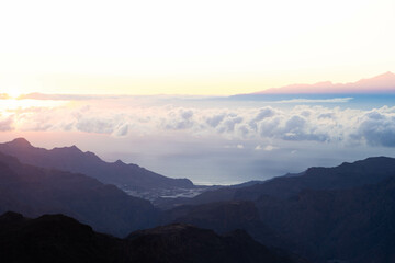 Fototapeta premium Atardeceres en el Roque Nublo ( Gran Canaria, Canarias)
