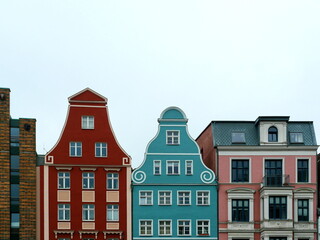 Gable - three houses - Three lovingly renovated timber-framed gables in the lively pedestrian zone of Rostock. Inviting cityscape with historic charm.