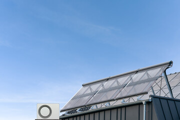 Solarthermie und Photovoltaik mit Luft-Wasser-Wärmepumpe kombinieren