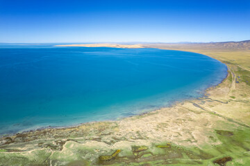 the sand with Qinghai lake