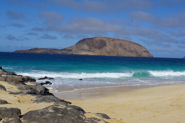 View on Isla de Montana Clara, La Graciosa, lanzarote, canary islands, atlantic ocean, blue water, waves, rough sea, november 2024