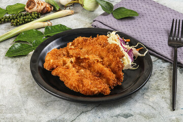 Tonkatsu fried cutlet with cabbage