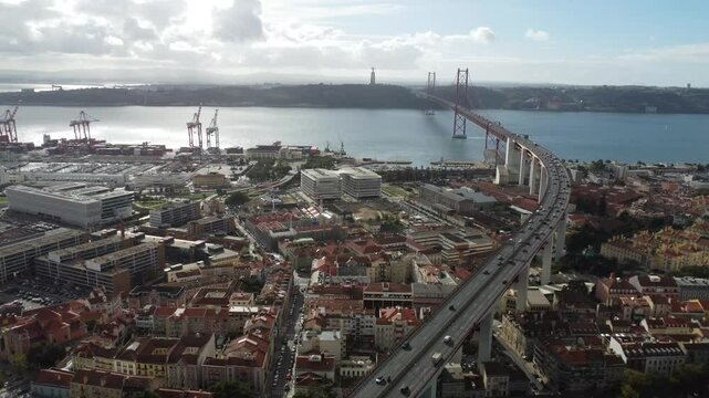 Vista sobre alc&acirc;ntara e arredores 