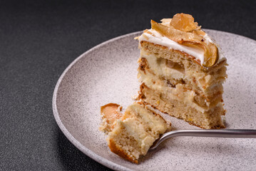 Layered sweet cake with cream, pear and dorblu cheese