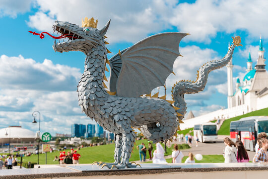 The Kazan Kremlin and dragon Zilant - the symbol of the city - opposite the Kul Sharif Mosque.