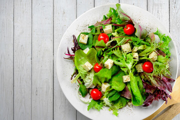 salad with tomatoes and feta
