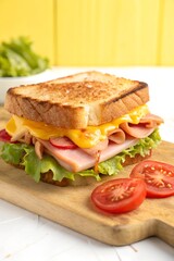 sandwich with ham and vegetables