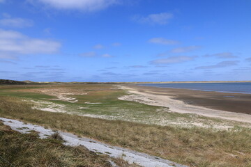 Blick auf die Küstenlandschaft am sogenannten Ellenbogen der Insel Sylt bei List	