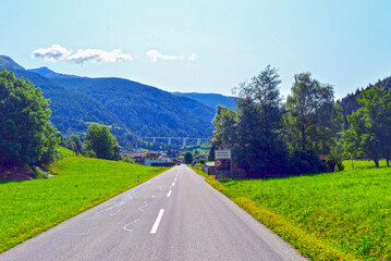 Pflerscherstraße Richtung Gossensaß in Südtirol  