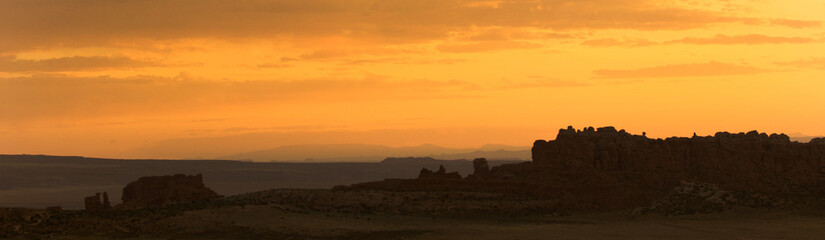 Landscape shot of beautiful southern Utah red rocks at sunset