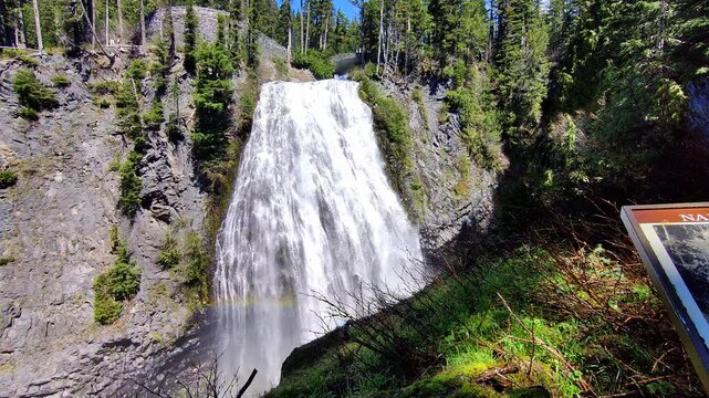 Horsetail Narada Falls Cascading down the Rock in North Cascade National Park in USA