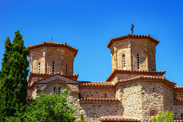 Obraz premium Church domes of the Varlaam monastery near city of Kalambaka, Trikala region, Greece