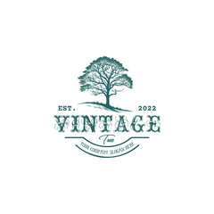Obraz premium Retro style tree silhouette logo template