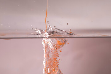 farbe tropfen wasser orange