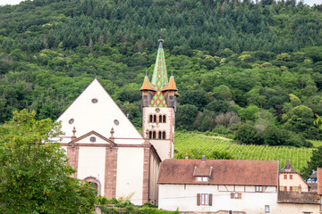 Eglise Saint-Georges de Chatenois, construite en 1759 en style roman	