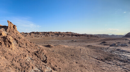 Paisagens Incríveis do Vale de la Luna no Deserto do Atacama ao Pôr do Sol