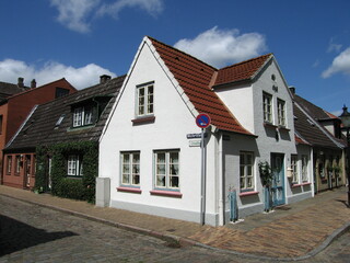 Haus in Gasse in Friedrichstadt in Schleswig-Holstein