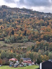 Krajobraz w g&oacute;rach 