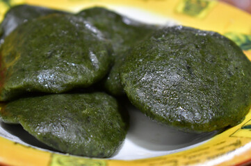 Rice cake flavored with mugwort Korean food Ssugtteok
