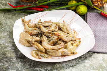Raw fresh prawn for cooking