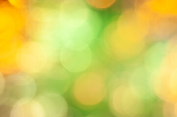 Obraz premium Warm and vibrant bokeh lights create an abstract evening atmosphere using soft focus