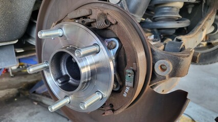 Car wheel hub bearing