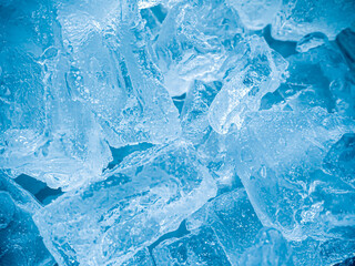 icecubes background,icecubes texture,icecubes wallpaper,ice helps to feel refreshed and cool water from the icecubes helps the water refresh your life and feel good.ice drinks for refreshment business