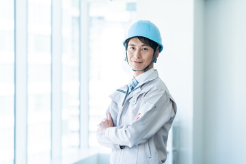 作業服のビジネスマン