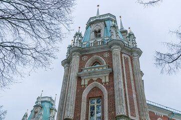 Tsaritsyno is a palace and park ensemble in the south of Moscow, founded by order of Empress Catherine II in 1776. An ancient palace and New Year decorations. New Year's holidays in Tsaritsyno.