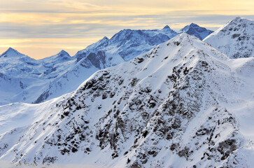 Obraz premium Wunderschöne Winterlanschaft in den Alpen
