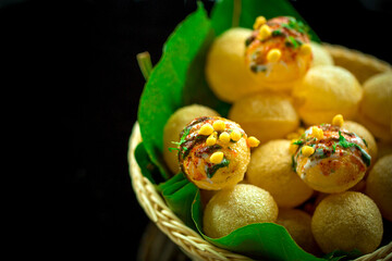 Paani puri / Futchka / Golgappe