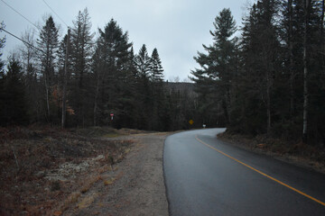 Obraz premium Sentier National St Mathieu Du Parc