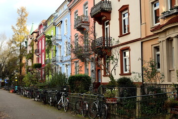 Gießenstraße in Freiburg im Herbst