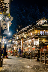 Naklejka premium 山形県 銀山温泉・ライトアップ 