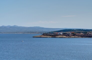 Fototapeta premium Vue de Porto Torres en Sardaigne en Italie