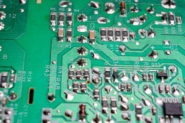 Electronic printed circuit board with SMD components
