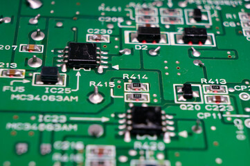 Electronic printed circuit board with SMD components