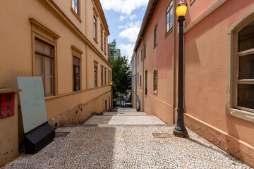 SÃO PAULO, SP, BRAZIL - OCTOBER 13, 2024: Beco do Pinto, also known as Beco do Colégio, is a passage between the Casa Número Um and Solar da Marquesa de Santos.