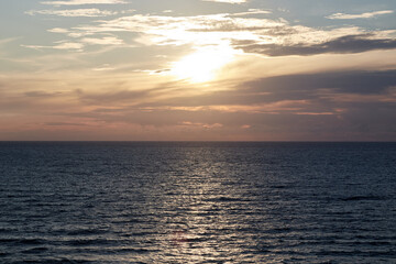 Fototapeta premium Sunset over sea