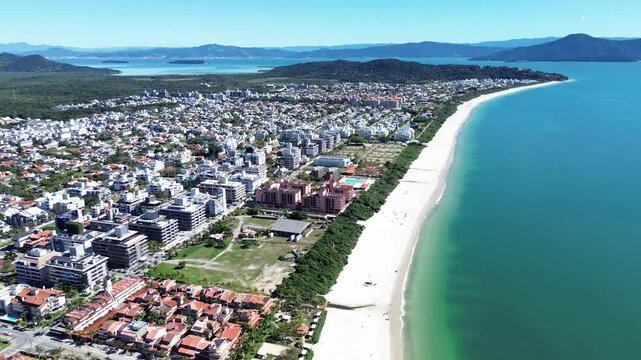 Imagens Aereas da Praia do Jurer&ecirc;