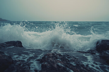 Naklejka premium waves on the beach