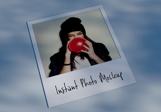 Instant Photo Mockup Design