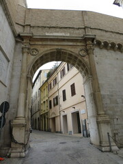 arco del 1542, Palazzo del Governo, Ancona, Marche, Italia