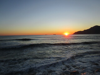 TRAMONTO MARINO A SALERNO,ITALIA,24 NOVEMBRE 2024.