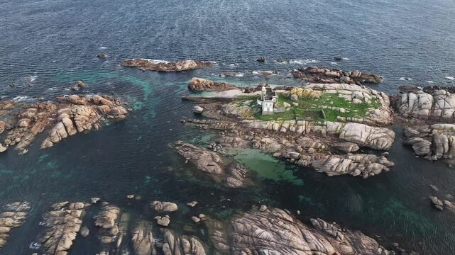 Faro de las Islas Lobeiras en Carnota A Cou&ntilde;a Galicia a vista de drone