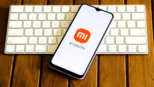 XIAOMI - Empresa multinacional chinesa do ramo da tecnologia e manufatura de produtos eletr&ocirc;nicos com sede em Pequim. A Xiaomi desenvolve, investe, produz e distribui smartphones, notebooks.