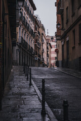 Fototapeta premium A dark street view 