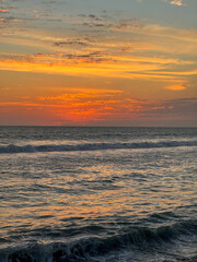 Obraz premium Atardecer en el Mar 2